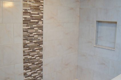 Bathroom Shower with Glass Stone Blend Accent