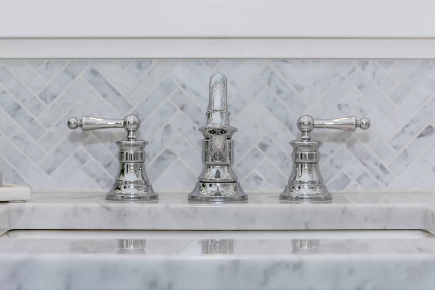 Contemporary Bathroom Accent Wall