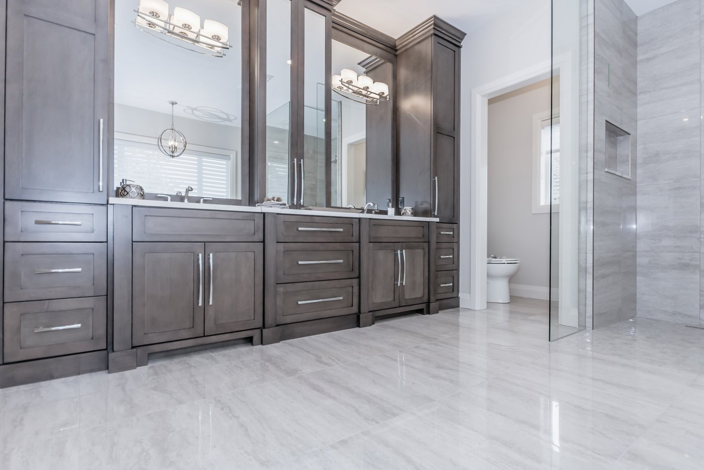 Contemporary Bathroom Floor and Shower