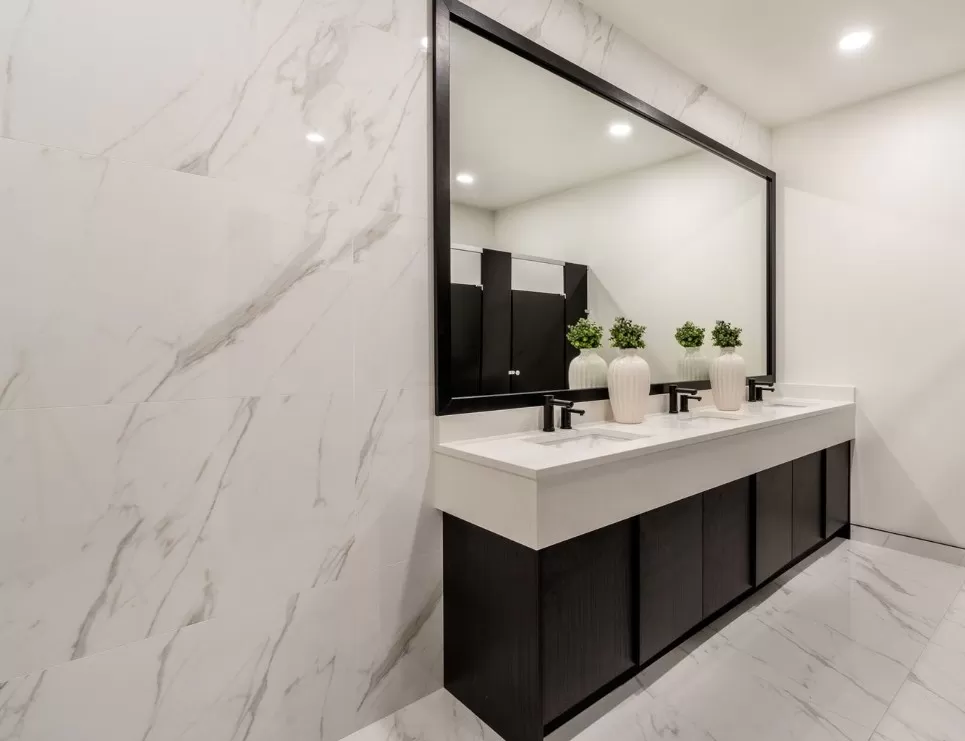 Calacatta Gold Bathroom