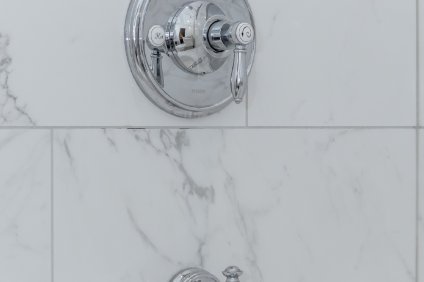 Marbled Tile Shower