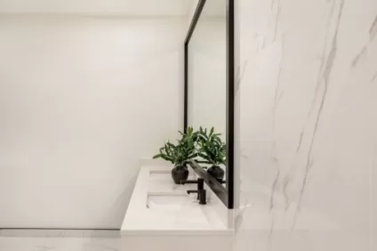 Calacatta Gold Bathroom