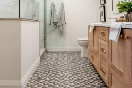 Elegant Patterned Floor