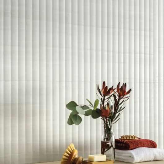 SILKY WHITE SURF 24x48 NATURAL .
