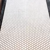 HP HEXAGON WHITE GLOSSY 1x1 PORCELAIN MOSAIC  .