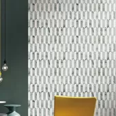 COASTLINE 2 TONE MARBLE MOSAIC EMERALD 12x12 HONED W/POLISHED ACCENTS  111600
